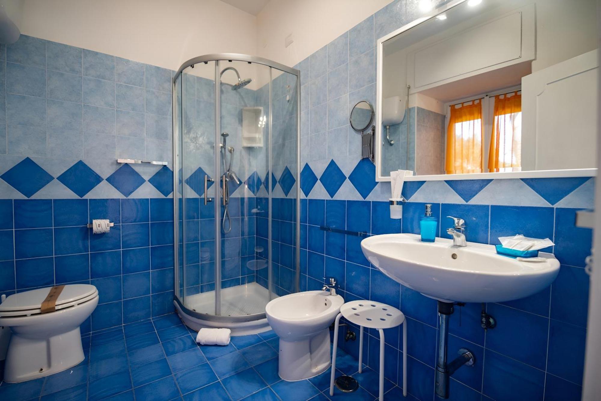 Sonnino B&B Procida Phòng bức ảnh